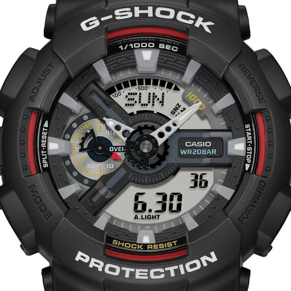 Casio GA-110RL-1ADR G-Shock Erkek Kol Saati