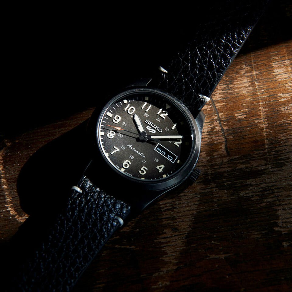 Seiko SRPG41J Seiko 5 SRPG41J Erkek Kol Saati
