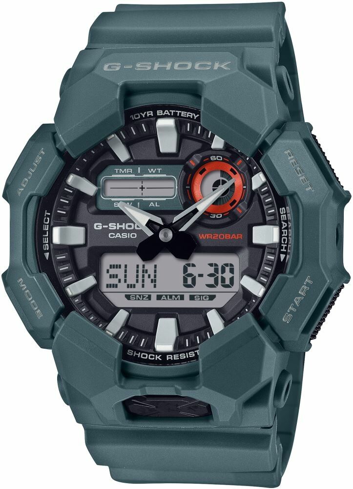 Casio GA-010-2ADR G-Shock Erkek Kol Saati