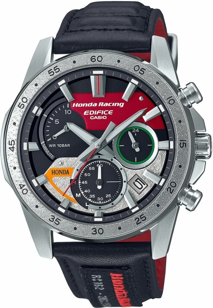Casio EQS-930HR-1ADR Edifice Erkek Kol Saati
