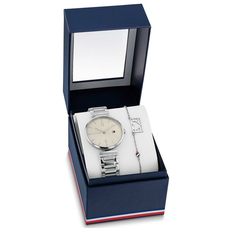 Tommy Hilfiger Kadın Set Kol Saati Ve Bileklik TH2770098